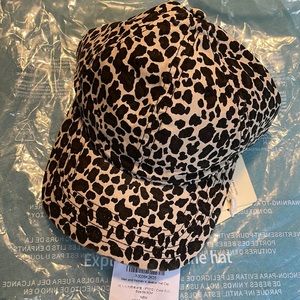 NWT Animal print baseball cap - size L
